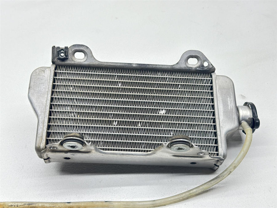 2009 Suzuki RMZ450 Right Side Radiator OEM Fill Side Cap Cooling Coolant RMZ