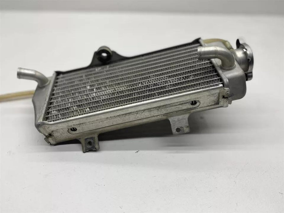 2011 Honda CRF450R Right Side Radiator OEM Fill Side Cap Cooling Coolant CRF