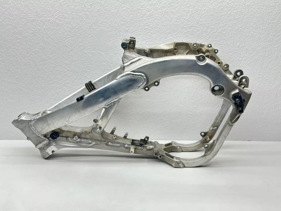 2016 Kawasaki KX450F Main Frame Chassis Hull OEM Steel Silver 32160-0857 KX 450F