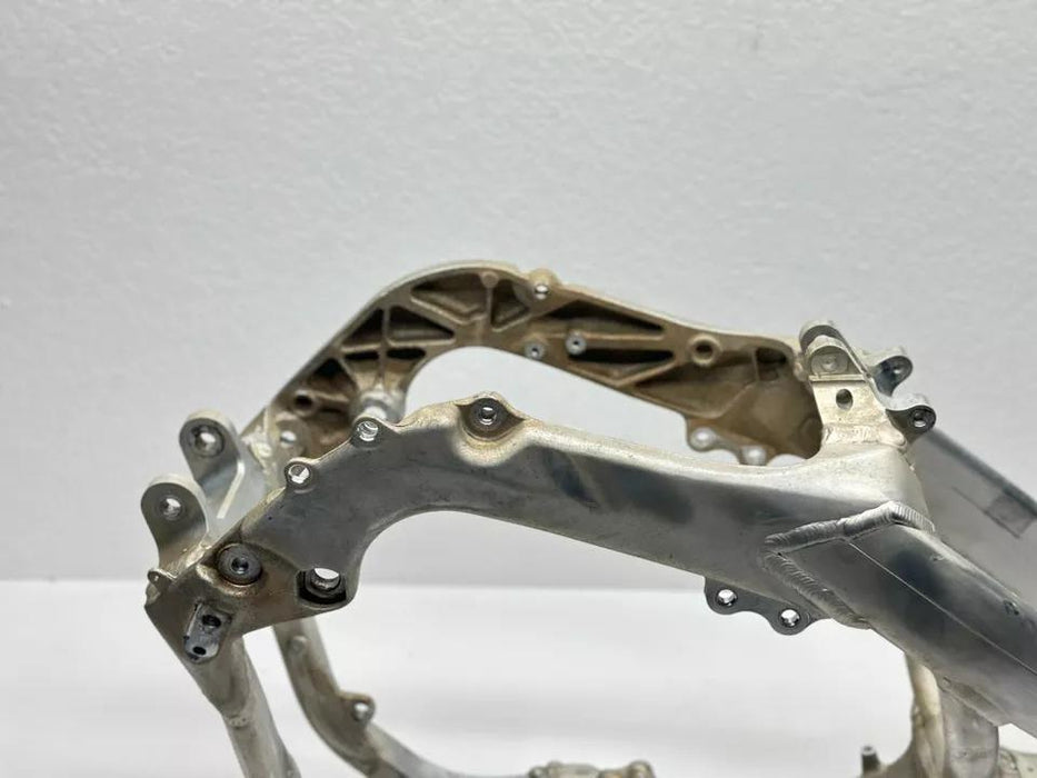 2015 Honda CRF250R Main Frame Chassis Hull OEM Steel 50100-KRN-A82 CRF 250R