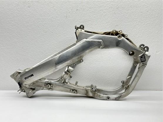 2004 Honda CRF450R Main Frame Chassis Hull OEM 50100-MEN-671 Aluminum CRF 450R