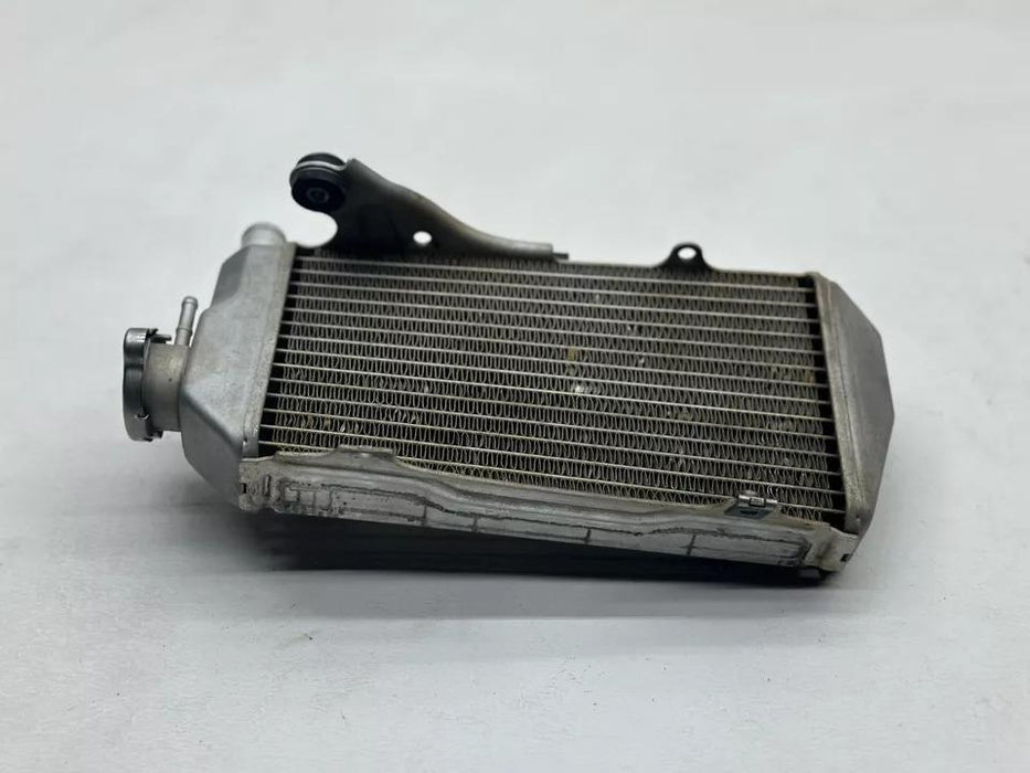 2023 Honda CRF450R Right Side Radiator OEM Fill Side Cap Cooling CRF 450R