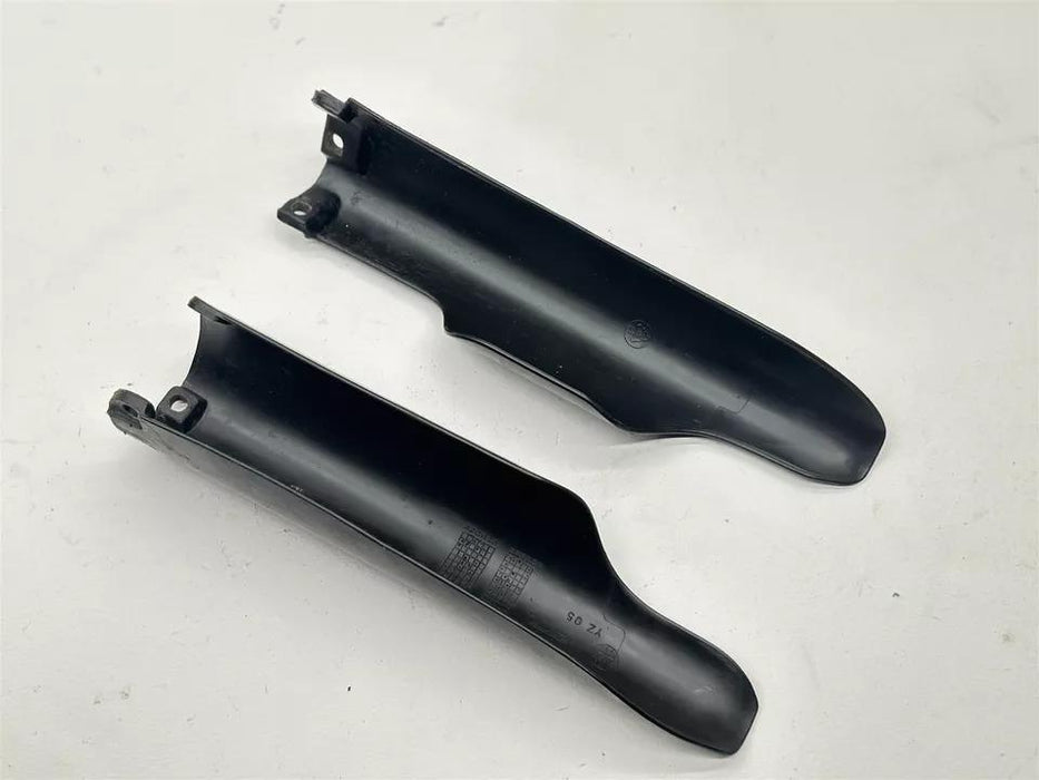 2006 Yamaha YZ450F Fork Guards Set Protectors Plastic Cover Left Right YZ 450F