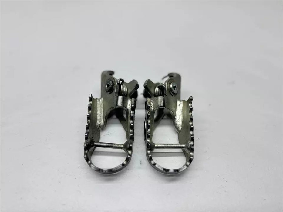 2017 Honda CRF150RB Footpeg Set Left Right OEM Footrests Foot Pegs CRF 150RB