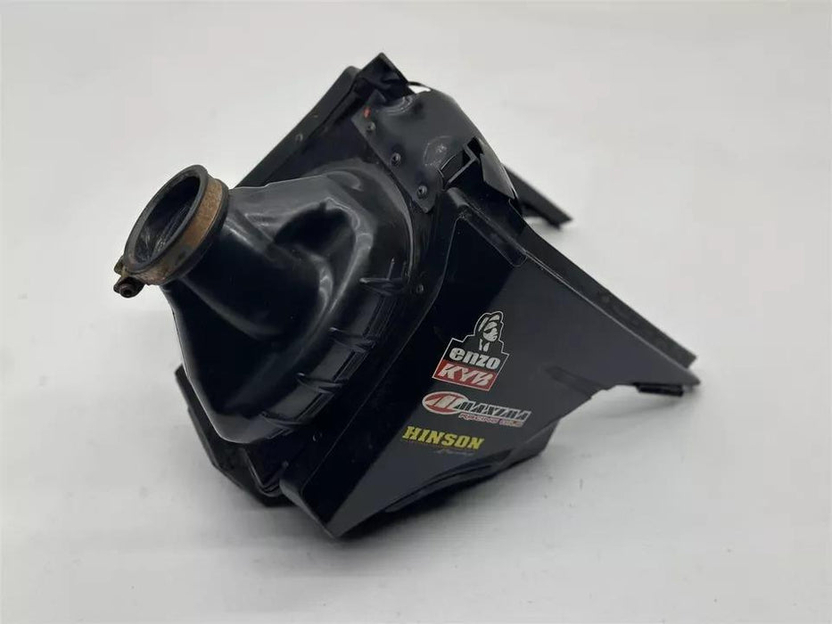 2006 Yamaha YZ450F Airbox Cleaner Case Intake Duct OEM Airboot Assembly YZ 450F