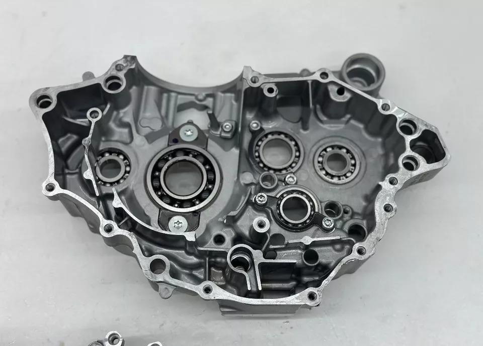 New 2024 Yamaha YZ250F Crankcase Bottom Left Right End Engine Cases OEM YZ 250F