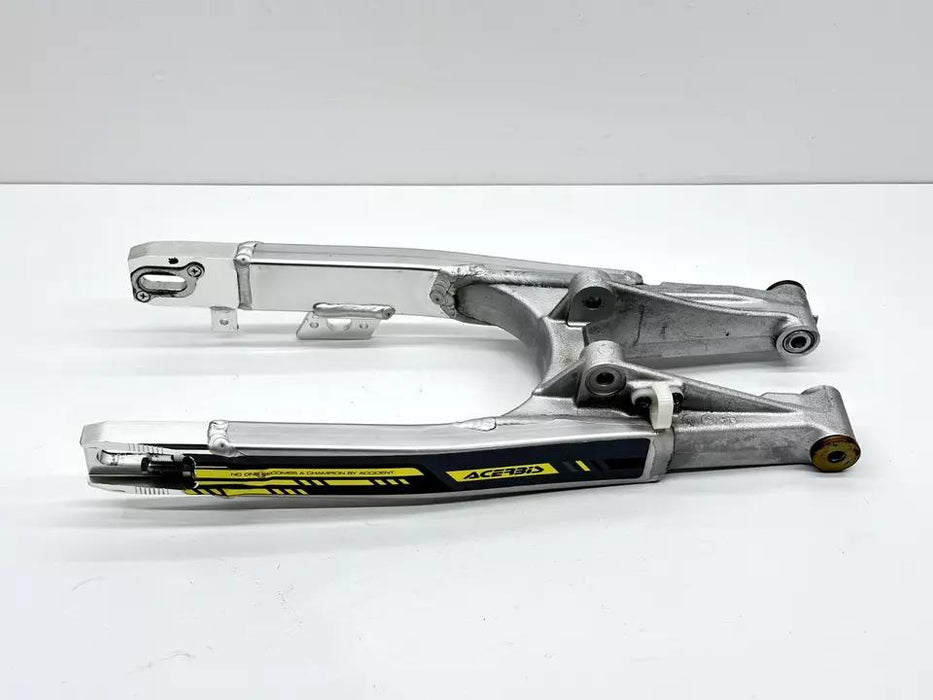 2015 Suzuki RM85 Swingarm Suspension OEM Rear Swing Arm Aluminum RM 85