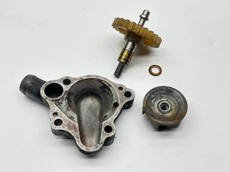 1990 Honda CR125 Water Pump Impeller Cover Kit Gear OEM Assembly CR 125R CR 125