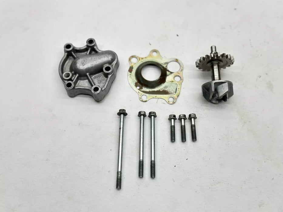 2003 Honda CR250R Water Pump Impeller Cover Kit Bolt Gear Assembly shaft CR 250R