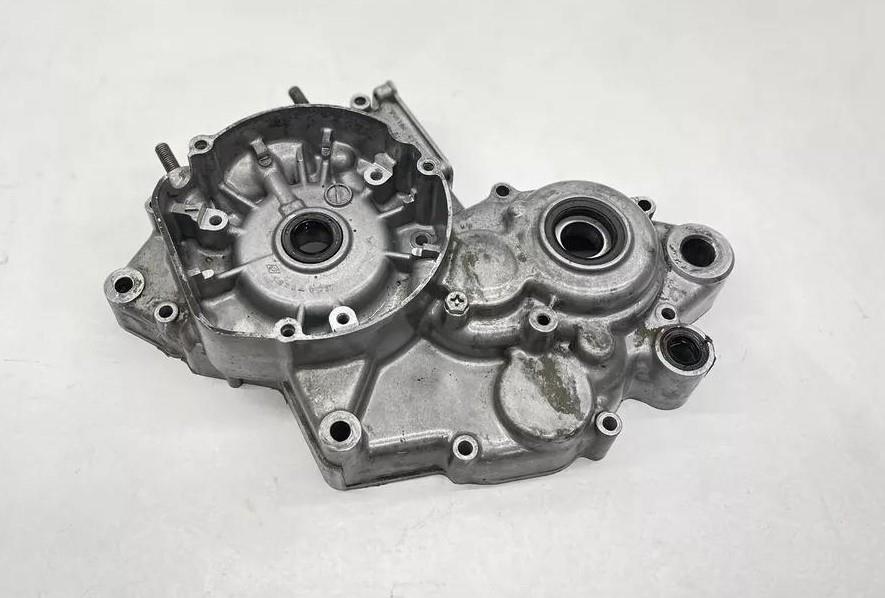 1994 Suzuki RM125 Left Side Engine Case OEM Crankcase Engine Motor RM 125 92-95