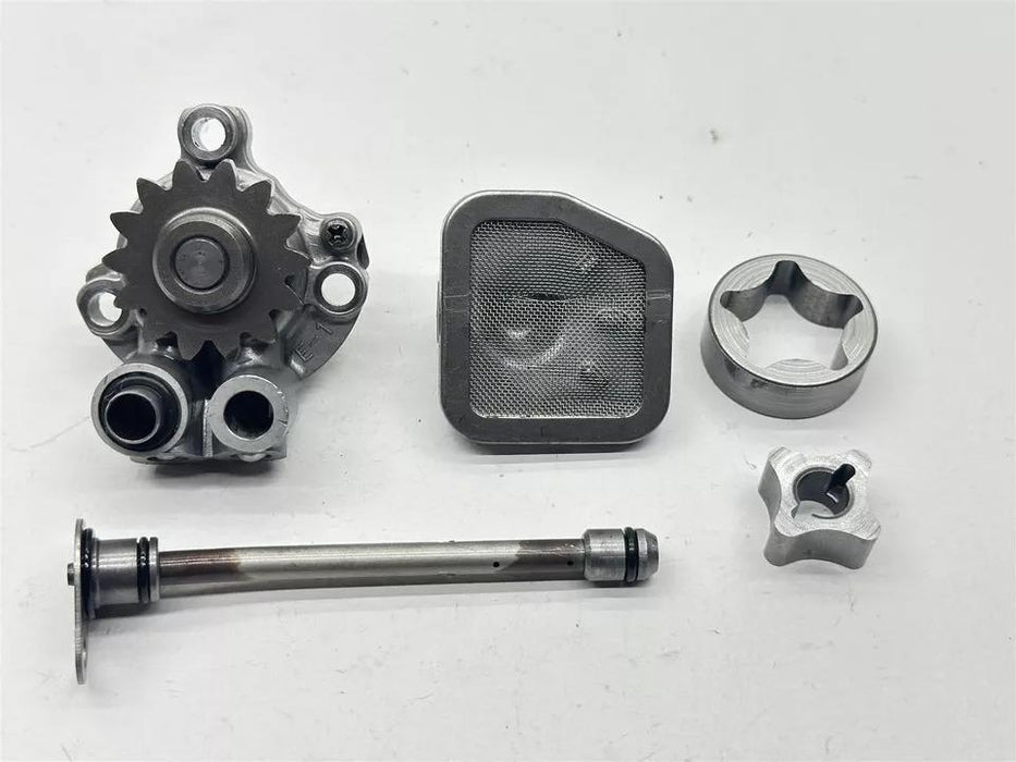 2003 Yamaha YZ250F Oil Pump Engine Motor OEM Bolts Rotor Gear Assembly YZ 250F