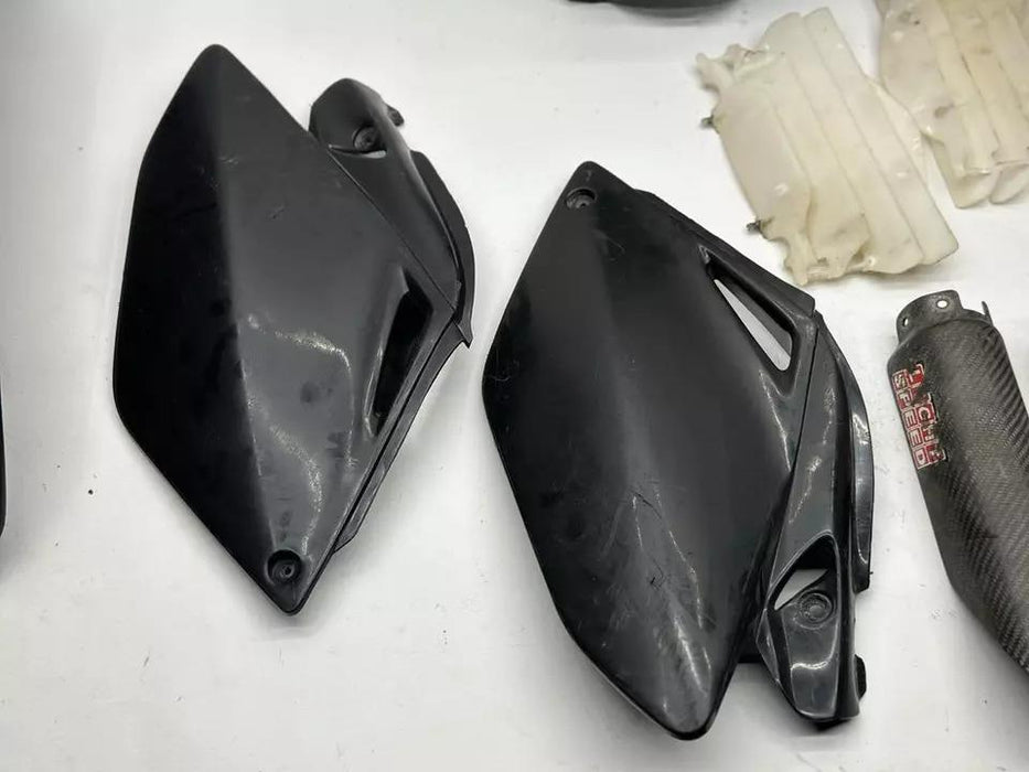 2006 Honda CRF250R Plastics Kit Shroud Fender Panel Guard Protector OEM CRF 250R