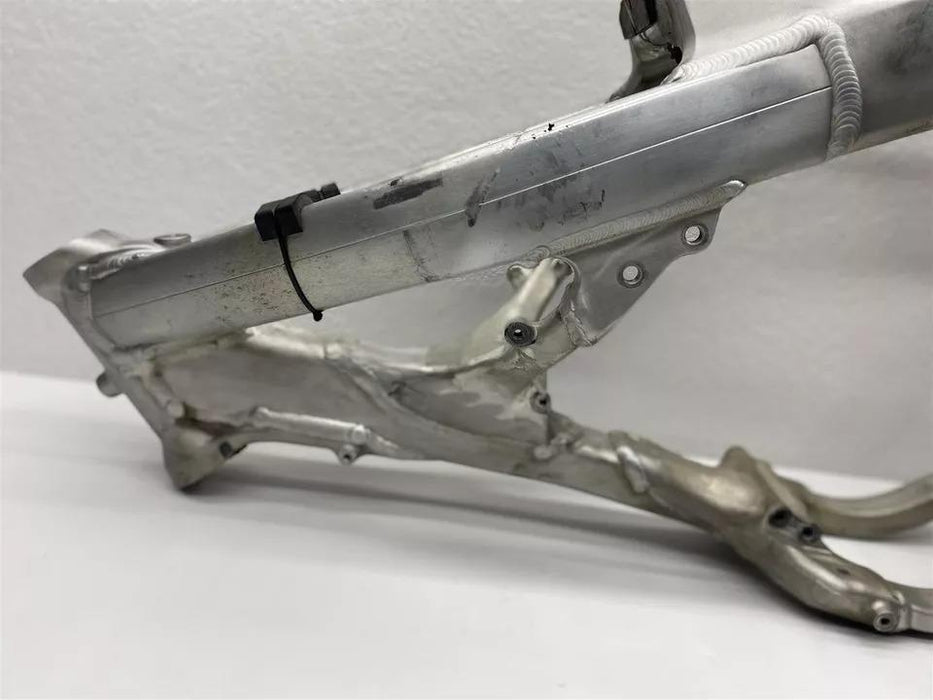 2011 Honda CRF450R Main Frame Chassis Hull OEM Aluminum 50100-MEN-A50 CRF 450R