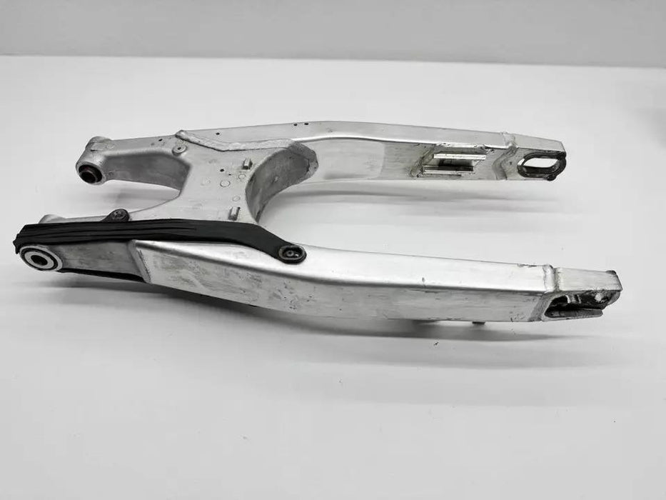 2008 Honda CRF450R Swingarm Suspension OEM Rear Swing Arm 52200-MEN-A10 CRF 450R