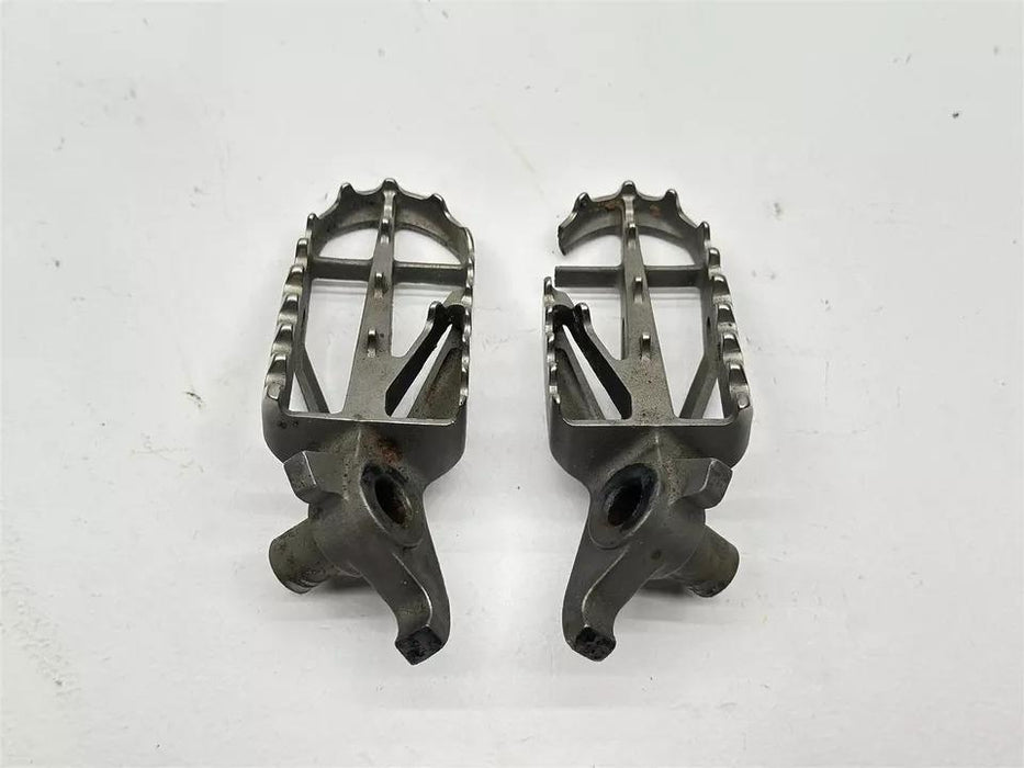 2006 Kawasaki KX450F Foot Peg Set Left Right Footrests Rest Footpegs OEM KX 450F