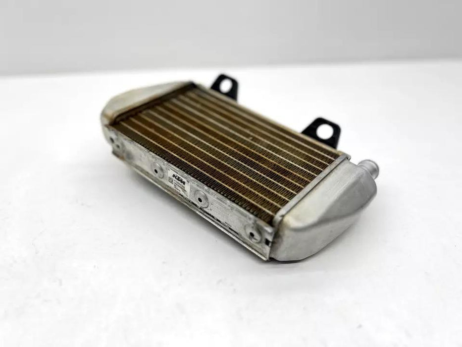 2021 Husqvarna TC85 Left Radiator Non Filling System OEM 47235007000 KTM Gas Gas