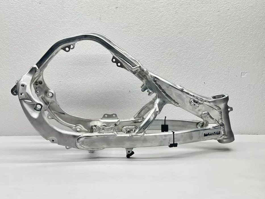 New 2024 Honda CRF450R Frame Main Chassis Hull Silver Aluminum CRF 450R