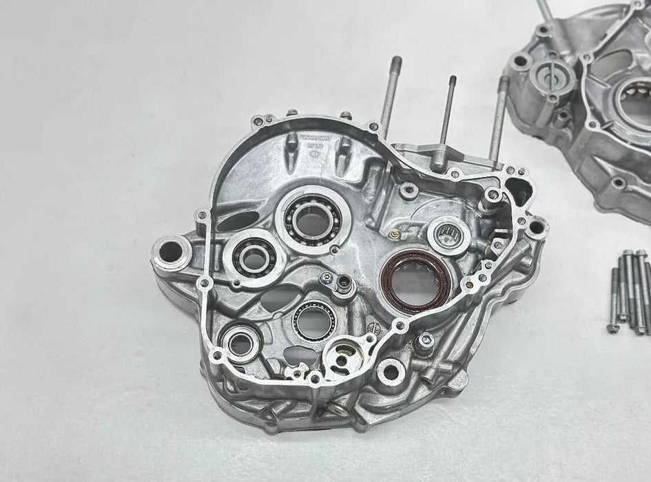 2020 KTM 350 EXC-F Engine Cases Left Right Bottom End Half Side SXF Husqvarna FC