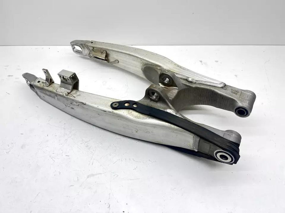 2012 Yamaha YZ450F Swingarm Suspension OEM Rear Swing Arm Link YZ 450F