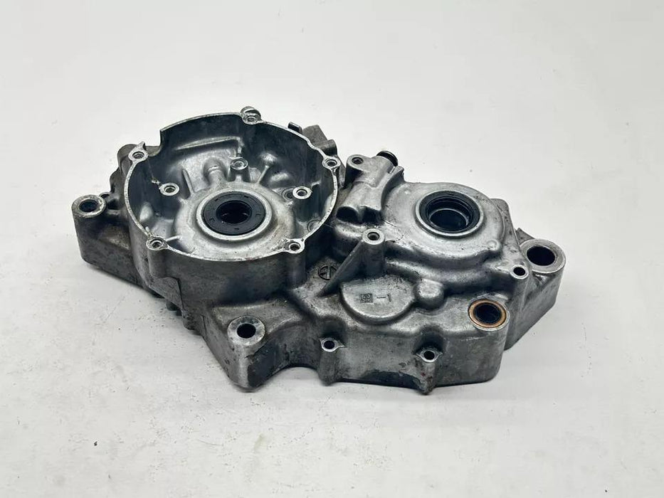 1999-2002 Kawasaki KX125 Left Side Engine Motor Crankcase Half Case Bottom End