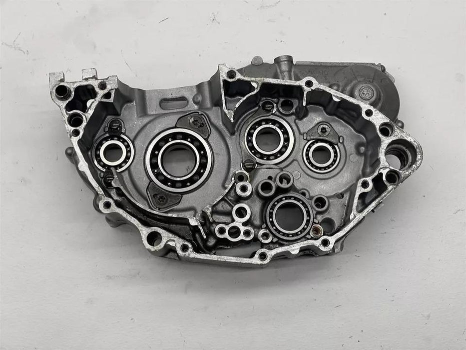 2003 Yamaha YZ250F Engine Case Right Side Cover Crankcase OEM Half Bottom End