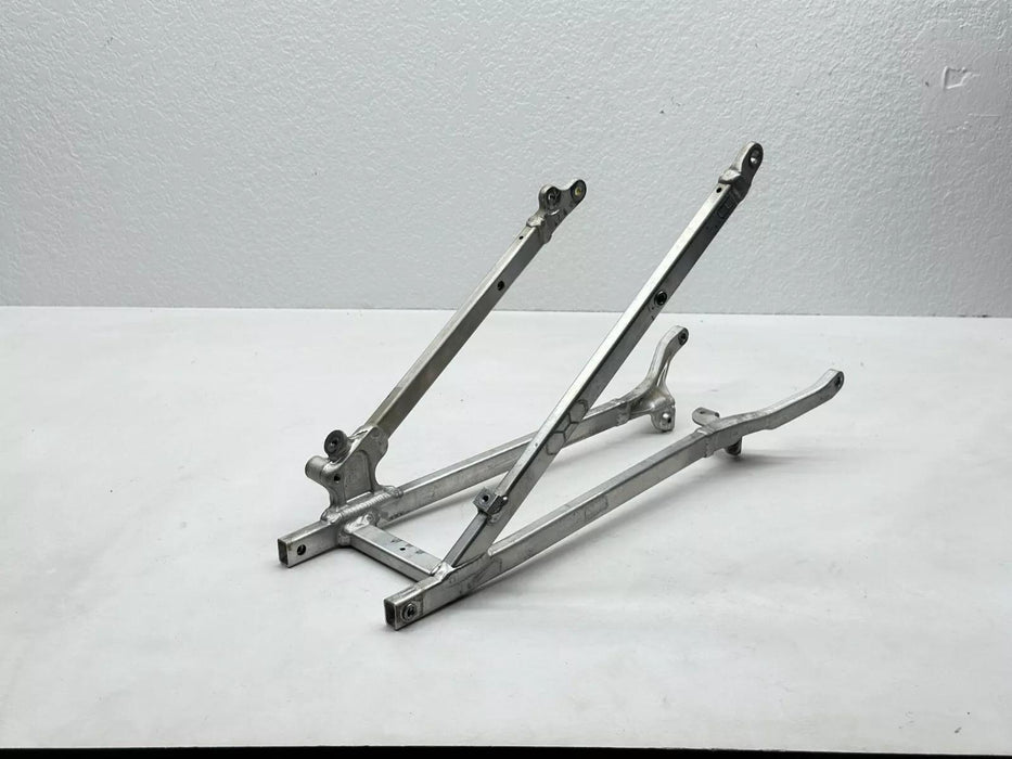 2022 Honda CRF450R Subframe Rear OEM Sub Frame Chassis 50200-MKE-AF Aluminum