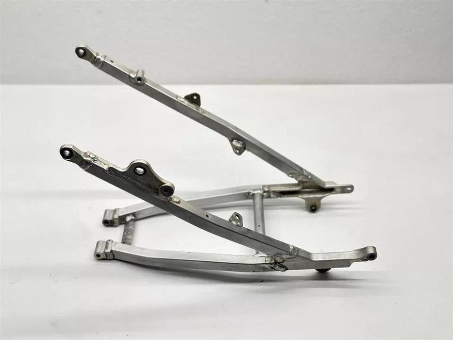 2006 Yamaha YZ450F Subframe OEM Rear Sub Frame Chassis 5XC-21190-L0-00 YZ 450F