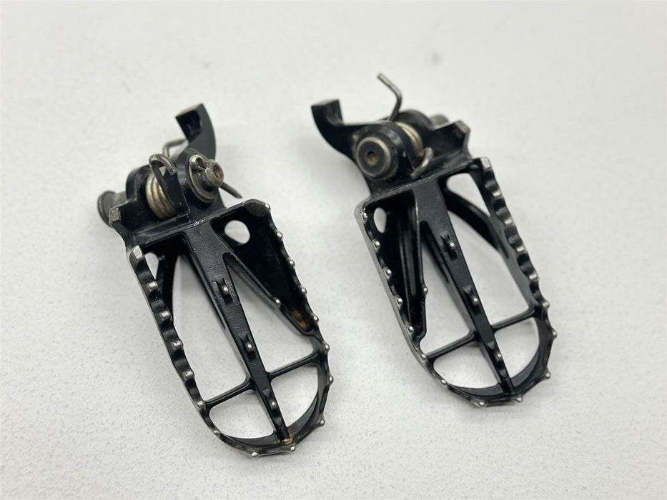 2018 Kawasaki KX250F Foot Pegs Set Left Right Rest Footpegs Spring Bolt KX 250F