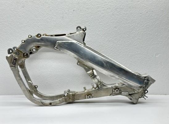 2004 Honda CRF450R Main Frame Chassis Hull OEM 50100-MEN-671 Aluminum CRF 450R