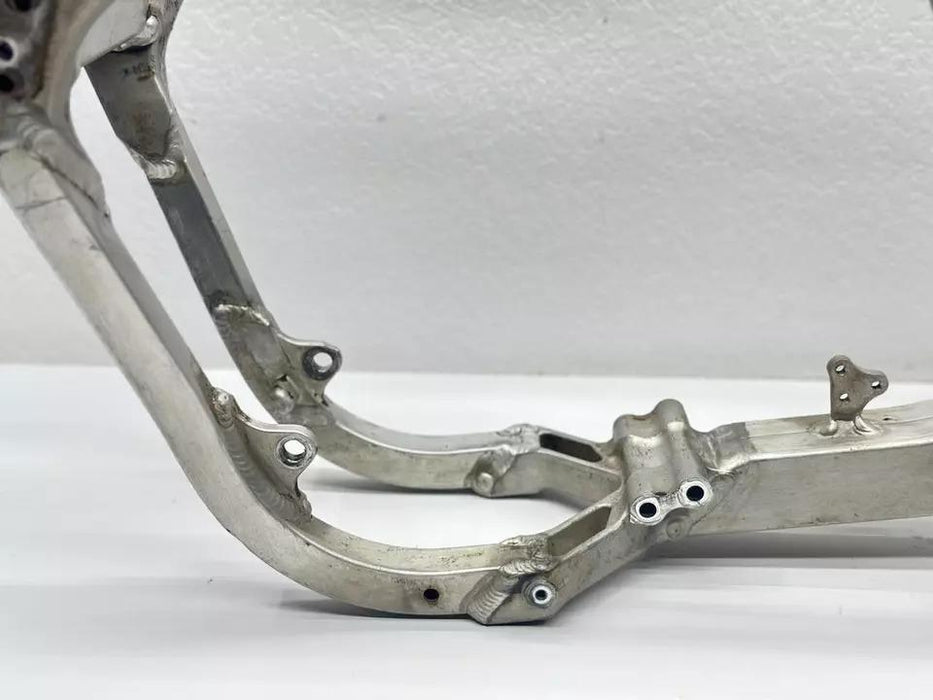 2014 Kawasaki KX450F Frame Main Chassis OEM Aluminum Silver 32160-0636 KX 450F