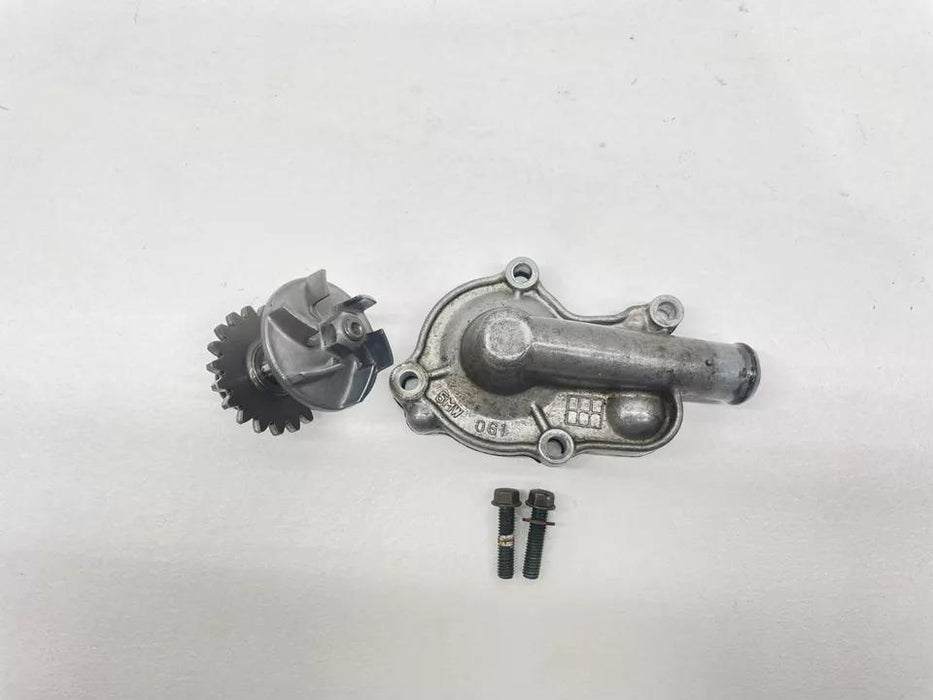 2002 Yamaha YZ250 Water Pump Impeller Drive Gear Cover Kit Bolts Assembly YZ 250