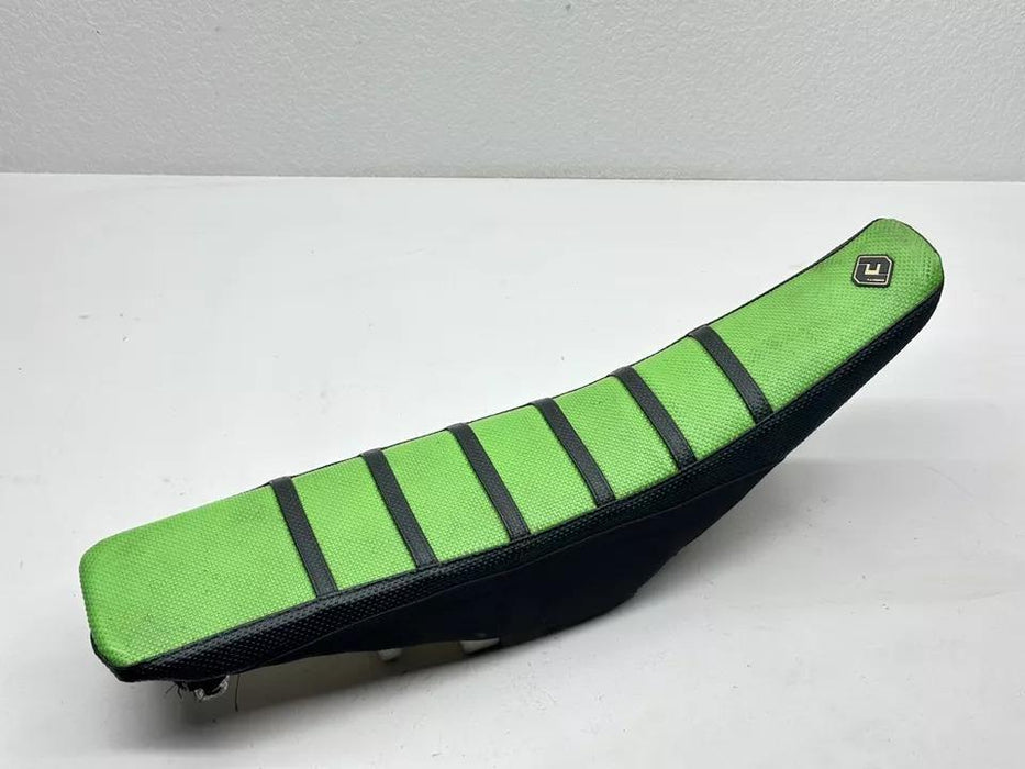 2000 Kawasaki KX125 Flu Designs Complete Seat Base Grip Rib Cover Saddle KX 125