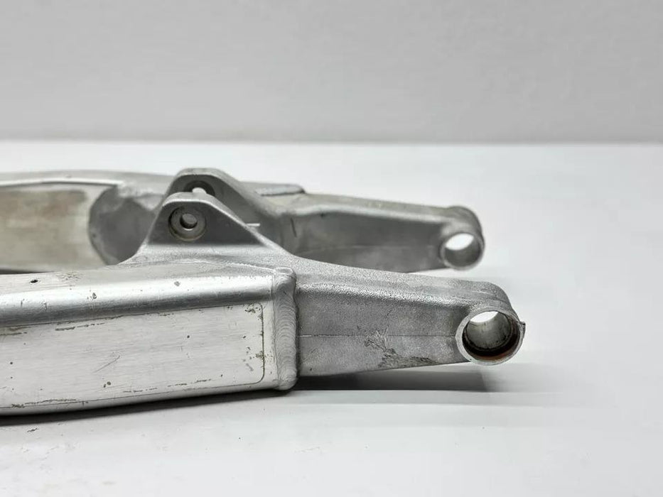 2013 Honda CRF450R Swingarm Suspension OEM Rear Swing Arm 52200-MEN-A70 CRF 450R